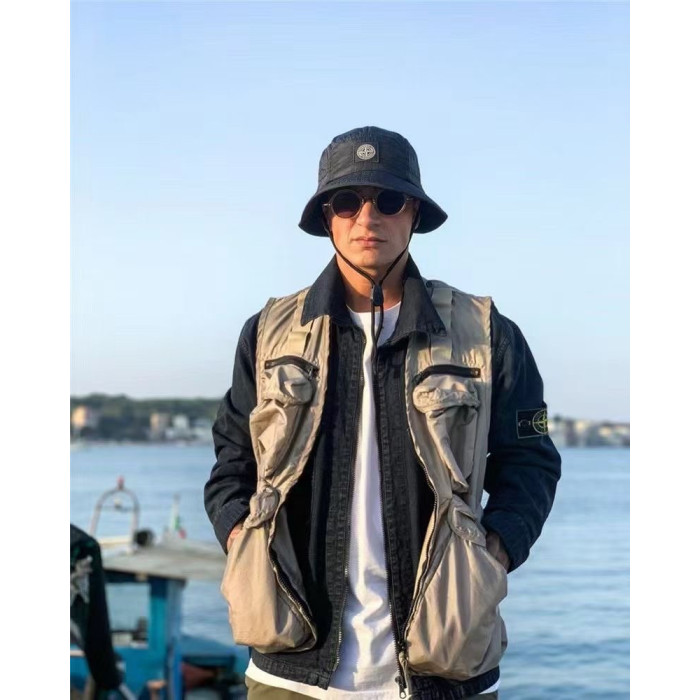 Чоловічий головний убір Stone Island чорний 53142