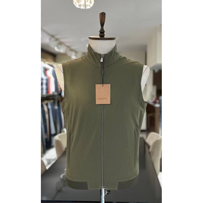 Чоловічий жилет Corneliani зелений 2428