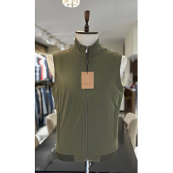 Мужской жилет Corneliani зеленый 2428