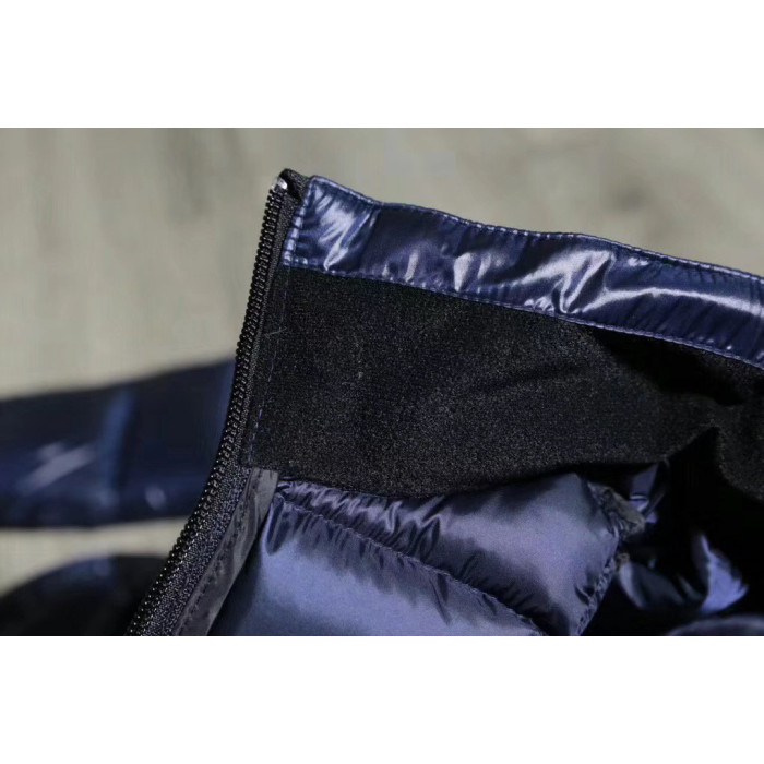 Чоловічий пуховик Canada Goose чорний 3354