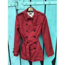 Женский плащ Burberry красный 2440