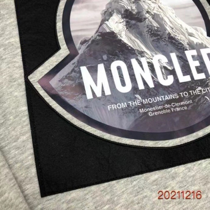 Мужской свитшот Moncler серый 6252