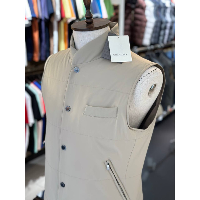 Чоловічий жилет Corneliani бежевий 6002