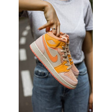 Жіночі баскетбольні кросівки Nike Air Jordan 1 High Pink Orange