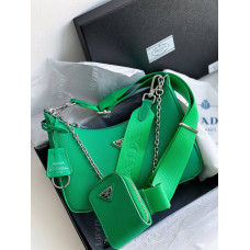 Жіноча сумка Prada Re-Edition 2005 Saffiano Leather Bag Green Premium