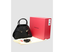 Ferragamo (0)