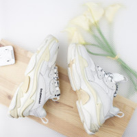 Чоловічі кросівки Triple S white/beige (3-ьох слойна підошва) man Balenciaga