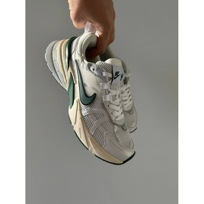 Чоловічі та жіночі кросівки Nike V2K Runtekk White Beige Green