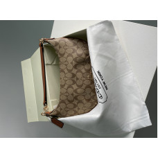 Жіноча сумка Coach Payton Hobo In Signature Canvas in Beige Premium
