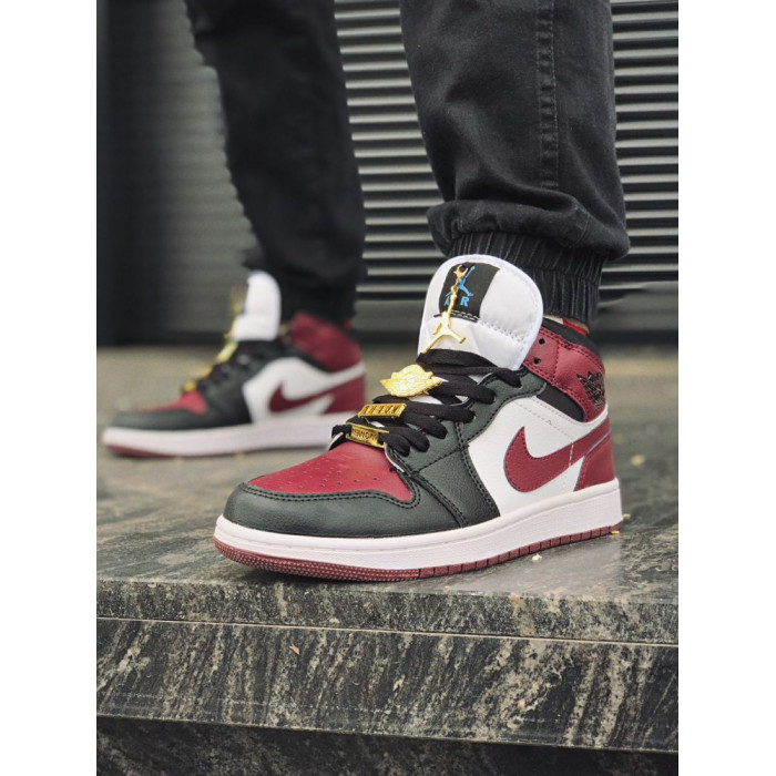 Чоловічі баскетбольні кросівки Nike Air Jordan 1 mid se black dark beetroot