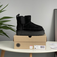 Жіночі зимові ботинки UGG Chelsea Platform Tractor Black PREMIUM