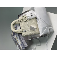 Жіноча сумка Christian Dior Latte Ultramatte Cannage Calfskin Mini Lady Dior Premium