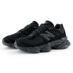 Чоловічі кросівки New Balance 9060 Triple Black U9060BPM
