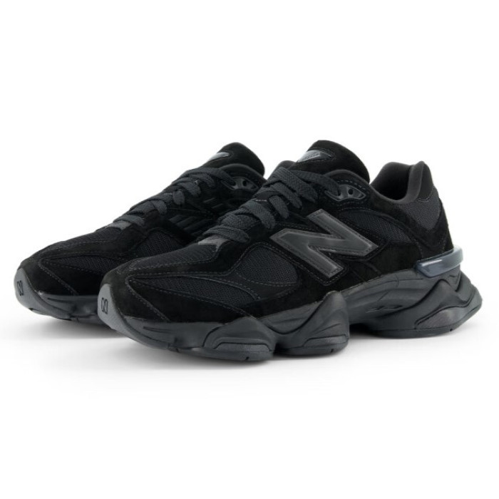 Чоловічі кросівки New Balance 9060 Triple Black U9060BPM
