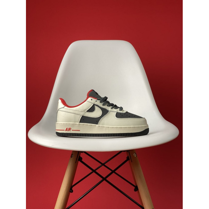 Чоловічі кросівки Air Force 1 Low Beige Black Nike