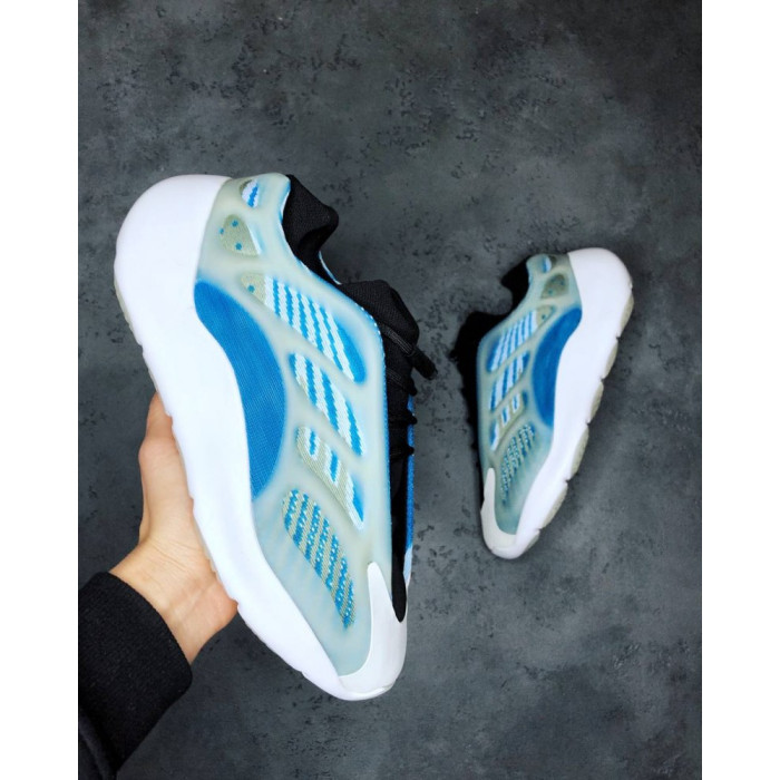 Чоловічі та жіночі кросівки Yeezy 700 V3 Adidas 