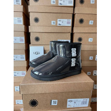 Жіночі зимові ботинки UGG Classic Clear Mini Black