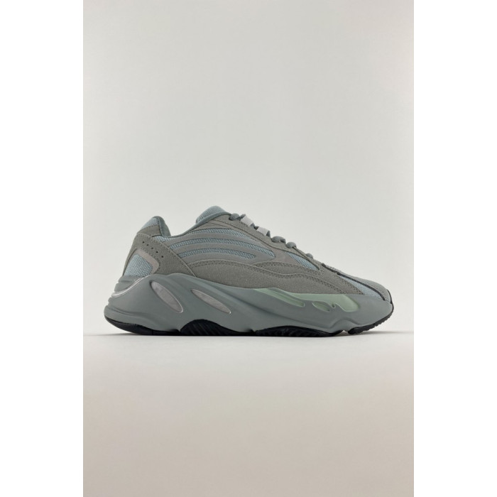 Чоловічі та жіночі кросівки Adidas Yeezy Boost 700 Hospital Blue
